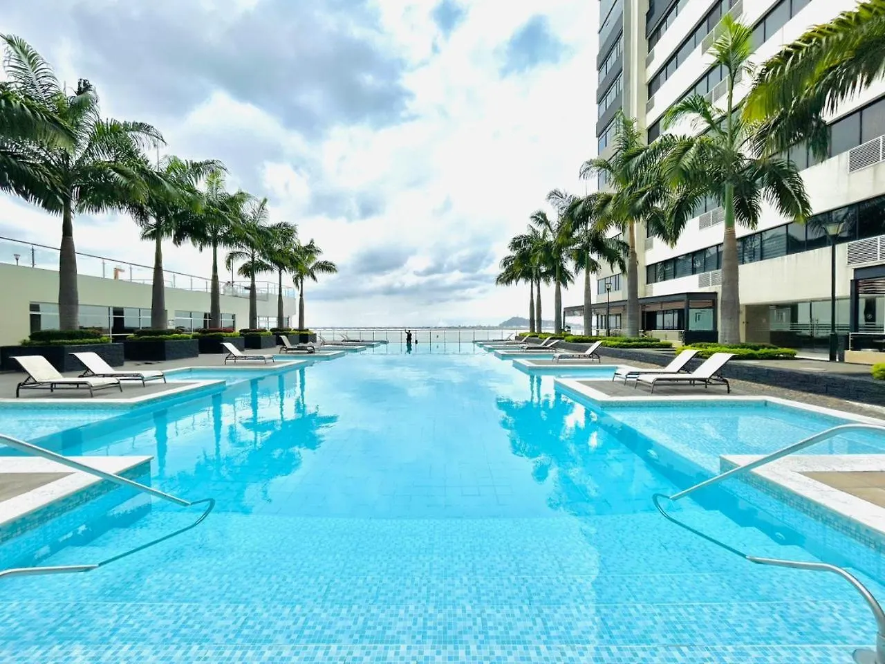 Suite Luxury En Puerto Santana Guayaquil 0*,